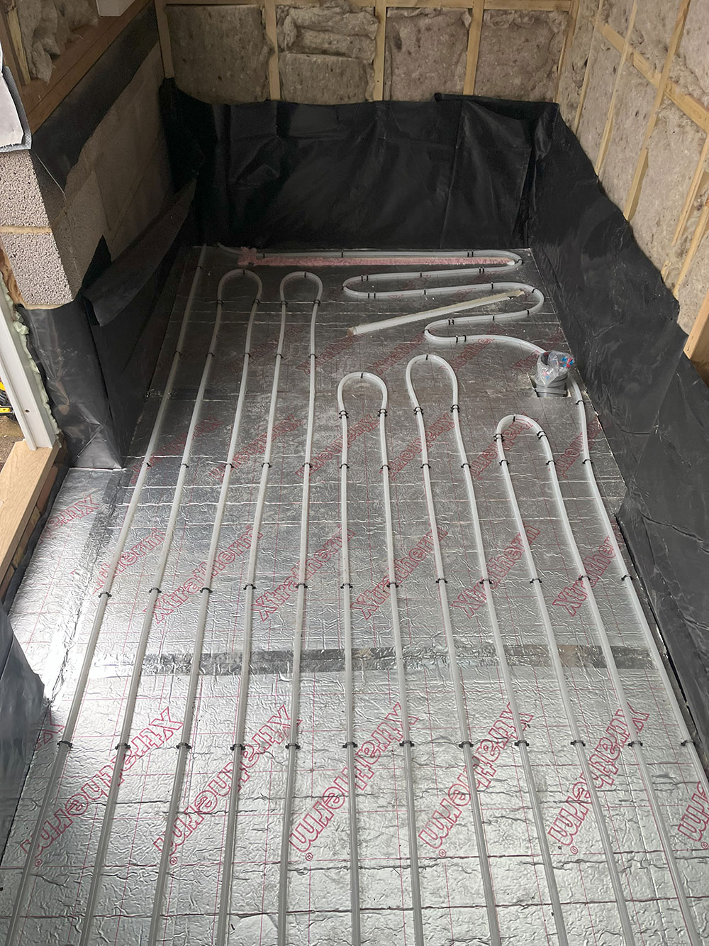Underfloor heating installation